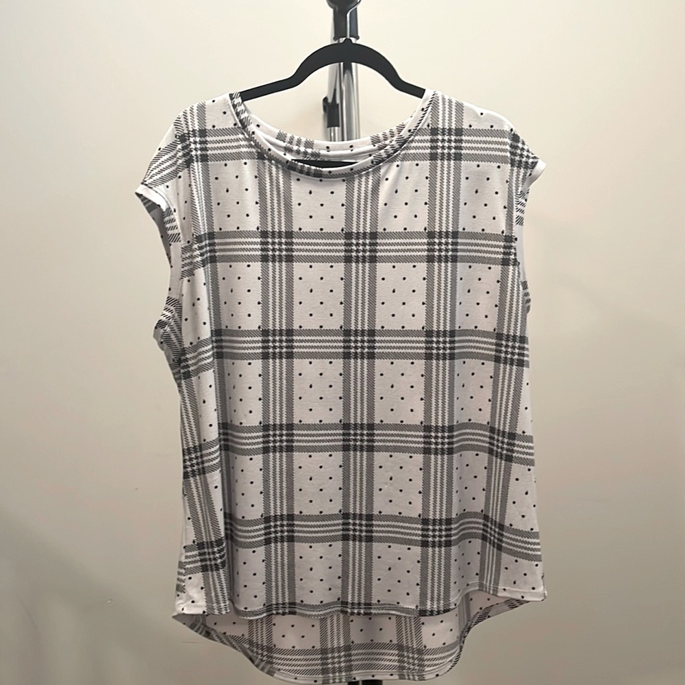 Women’s blouse